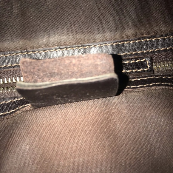 (AUTHENTIC) GUCCI BRITT  Calfskin Tote with Detachable Leather Crossbody Strap - Picture 8 of 10